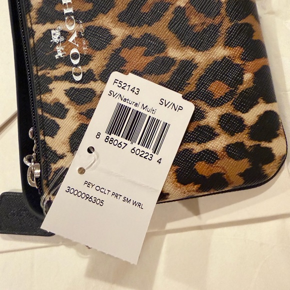 Coach Animal Print Wristlet - Picture 4 of 6